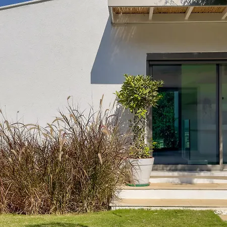 The Sunset Pavilion - Pool & 6br 博德鲁姆