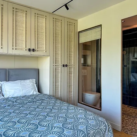 The Sunset Pavilion - Pool & 6br וילה בודרום