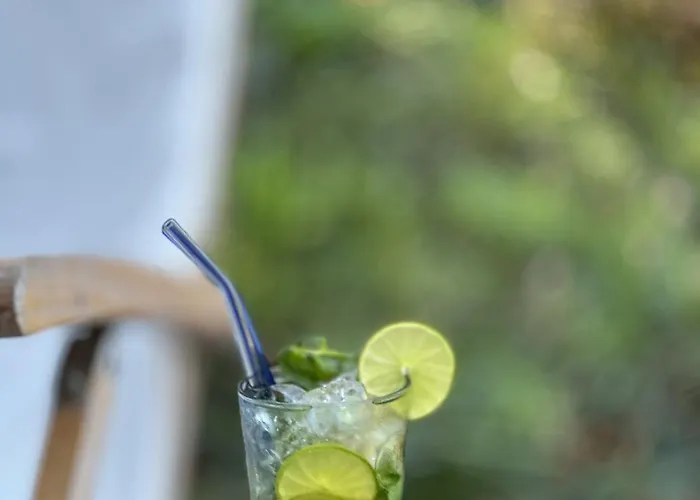 The Sunset Pavilion - Pool & 6br 博德鲁姆