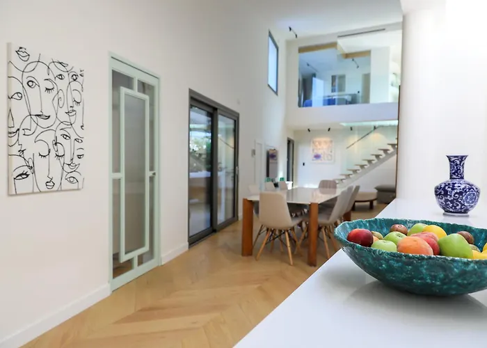 The Sunset Pavilion - Pool & 6br *