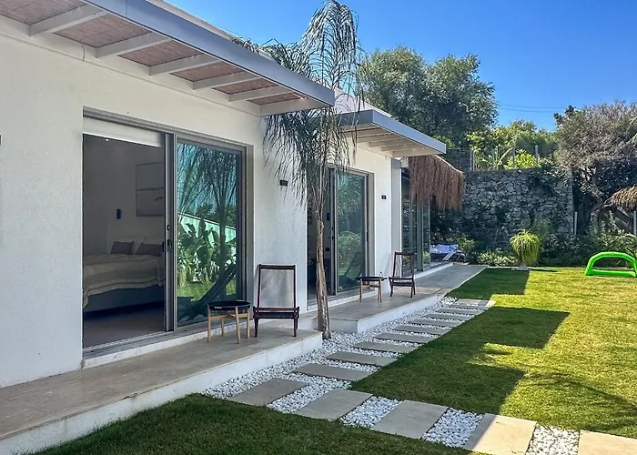 别墅 The Sunset Pavilion - Pool & 6br 博德鲁姆